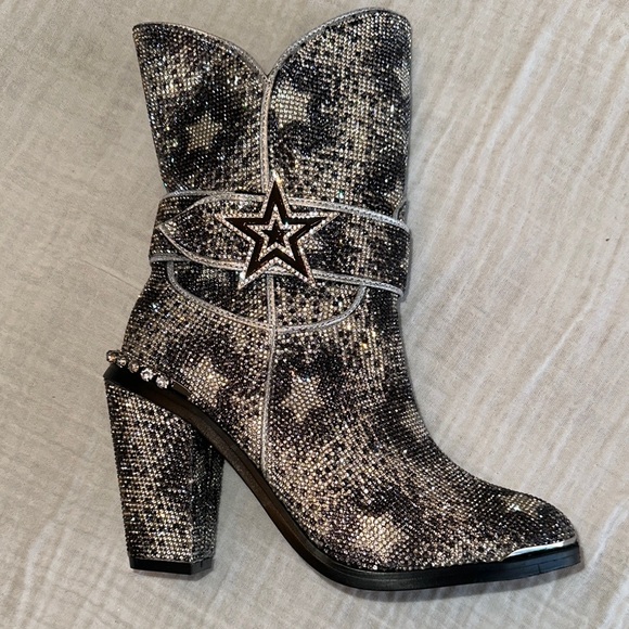 Dolls Kill Shoes - New Dolls Kill Sheriff Shine Cowboy Boots - Starry Silver
